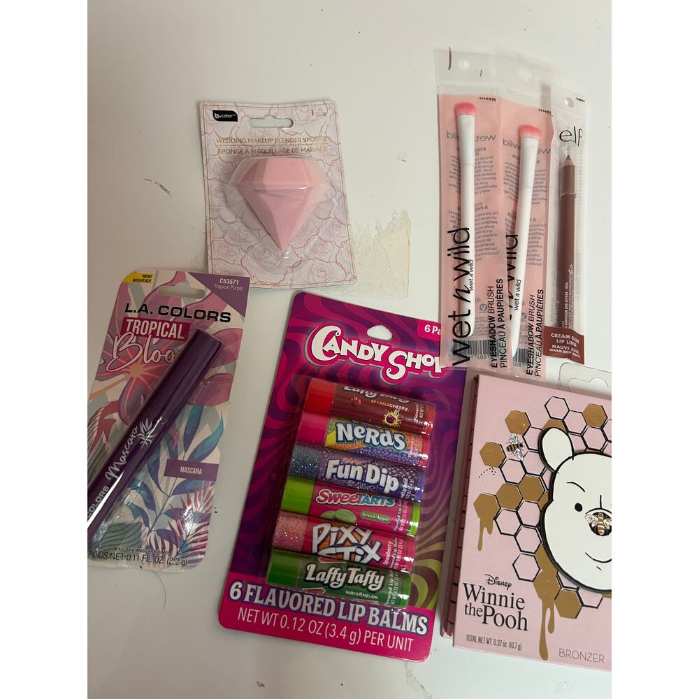Simple Makeup Bundle - Picture 2 of 5